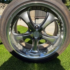 VSKF18インチ9J+45 2本の画像