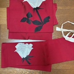 🌹赤地に薔薇の白刺繍の作り帯🌹の画像