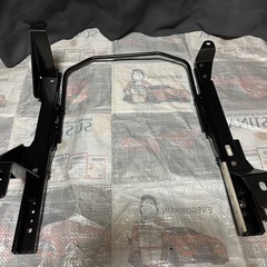 RECARO レカロ 日産マーチ 12SR シートレール 運転席側の画像