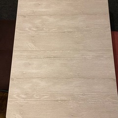 リビングテーブル、座椅子3個セットの画像