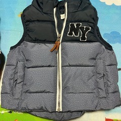 男の子のベスト(95サイズぐらい)の画像