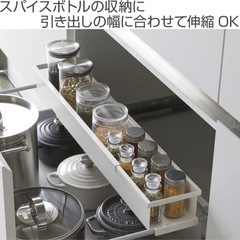 山崎実業 tower シンク下 伸縮ラック タワー スリム （ 4903208044905 キッチン収納 シンク下収納 伸縮式ラック システムキッチン 引き出し収納 調味料ラック 白 黒 yamazaki の画像