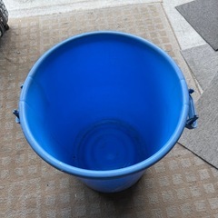 45リットル円形ゴミ箱の画像