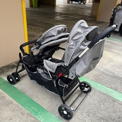 2人乗りベビーカーの画像