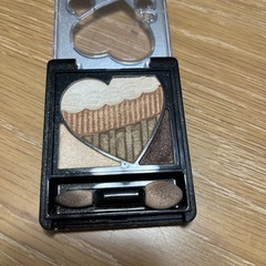 アイシャドウの画像