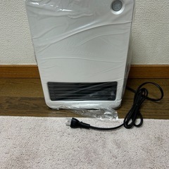 🟰取引決定済🟰【IRIS  OHYAMA】人感センサー付きセラミックファンヒーター新品未使用の画像