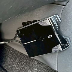 車検R8/11までプリウスα/Gチューンブラック/パノラマルーフ/ETC/地デジ／ハーフレザーシートの画像