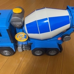 ブルーダ車　コンクリートミキサー車の画像
