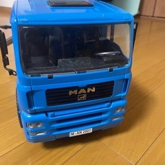 ブルーダ車　コンクリートミキサー車の画像