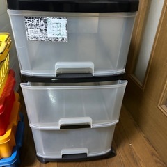 衣装ケースの画像