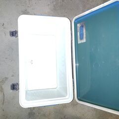 クーラーボックスの画像