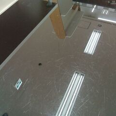 リユースのサカイ栃木店★ジモティ割あり★  ガラステーブル ブラック W120.5×D60.5×H33 クリーニング済み TC11637の画像