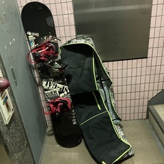 ブランドスノーボード🔴バッグケース付きの画像