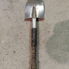 スコップの画像