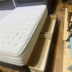 セミダブルベッド　ダークブラウンの画像