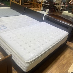 セミダブルベッド　ダークブラウンの画像