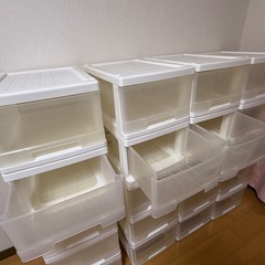 プラスチックケース20個の画像