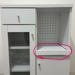 家具　オフホワイトの画像