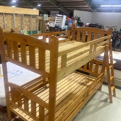 2段ベッドの画像