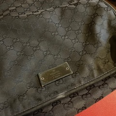 GUCCI グッチ 斜めがけショルダー 黒の画像