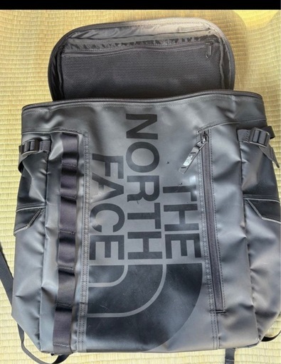 ノースフェイス　リュック　ヒューズボックス　30リットル