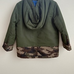 子供用ダウンの画像