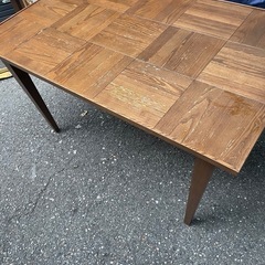 ジャーナルスタンダードファニチャー　バワリーダイニングテーブル　パーケットの画像