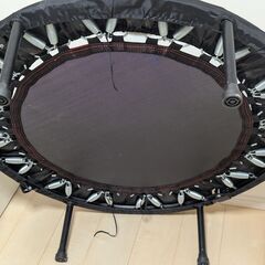 子供用トランポリン　中古　折りたたみ収納できますの画像