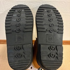 【新品未使用】mozスノーブーツ 23cmの画像