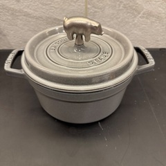 ストウブ　鍋の画像