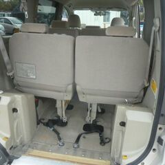 H.24(2012)年 トヨタ ノア 2.0 X Lセレクション ウェルキャブ スロープタイプI 車いす1脚仕様 ゴールド 福祉車両　オートマ　電動ウィンチ　リモコン　サードシート付　AAC　集中ドアロック　ABS　エアバック　キーレス　L電動スライドドア　車検8年6月　17396　の画像