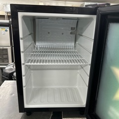 6887【程度良好】ハイネケン 小型冷蔵庫 冷蔵ショーケース 21L HN-21L-PJ 非売品 2017年製の画像