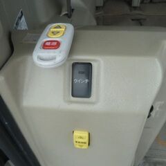 H.24(2012)年 トヨタ ノア 2.0 X Lセレクション ウェルキャブ スロープタイプI 車いす1脚仕様 ゴールド 福祉車両　オートマ　電動ウィンチ　リモコン　サードシート付　AAC　集中ドアロック　ABS　エアバック　キーレス　L電動スライドドア　車検8年6月　17396　の画像