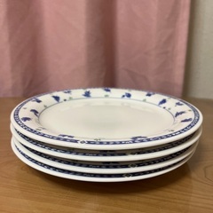 お皿 4枚の画像