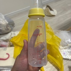 哺乳瓶未使用の画像