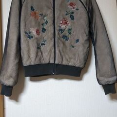 ヴィヴィアンタム　ブルゾンの画像