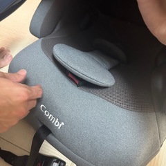 引渡し決定　チャイルドシート Combiの画像
