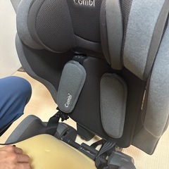 引渡し決定　チャイルドシート Combiの画像