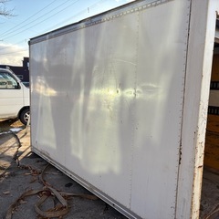 箱車荷台　倉庫物置の画像