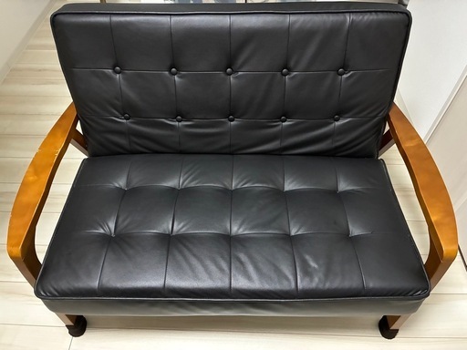 ニトリ 2人掛けソファ 黒 (おひな) 八王子のソファ《2人掛けソファ》の