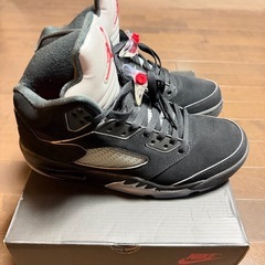 AirJordan5 BlackMetallic Reimaginedの画像