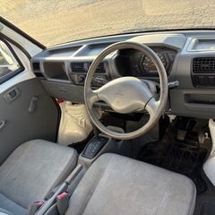 三菱軽トラックの画像