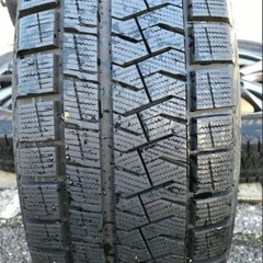 【美品】スタッドレスタイヤ&アルミホイール／PIRELLI　【225/65/R17】 の画像