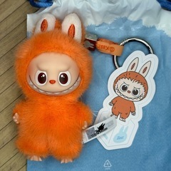 正規品　ラブブ　イニシャル【Ｚ】キーホルダー　おれんじオレンジの画像