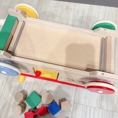 ミキハウス　パズルバスの画像