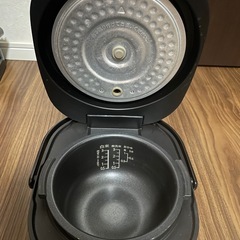 炊飯器の画像