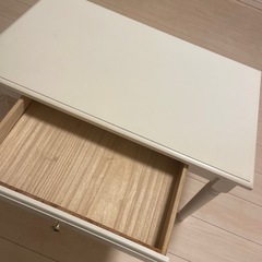 テーブル
の画像