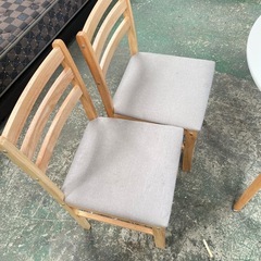 🌸ダイニングテーブル✅椅子2個🚘配達可能の画像