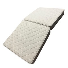 【ジ1118-07】コンパクト収納可能！‼️折りたたみマットレスの画像