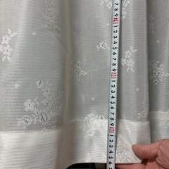 カーテンの画像